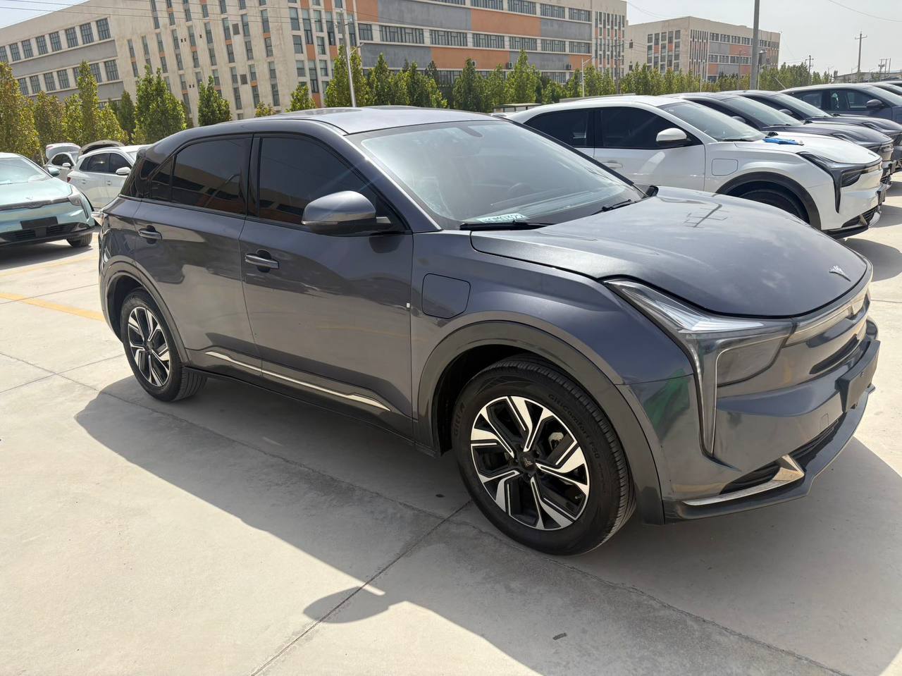 Серый NETA U-II 2023 в продаже через DOS CAR